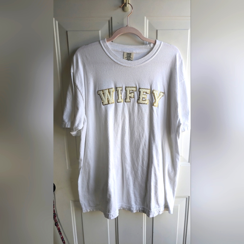 Comfort Colors White "Wifey" Sherpa Gold Puff Cotton Tee Shirt XL, Bridal